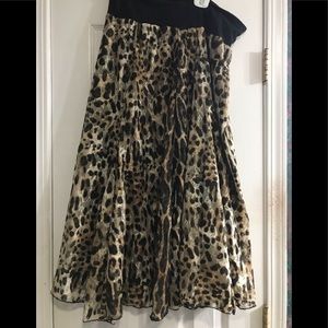 Reba brand shimmer animal print lace skirt sz large